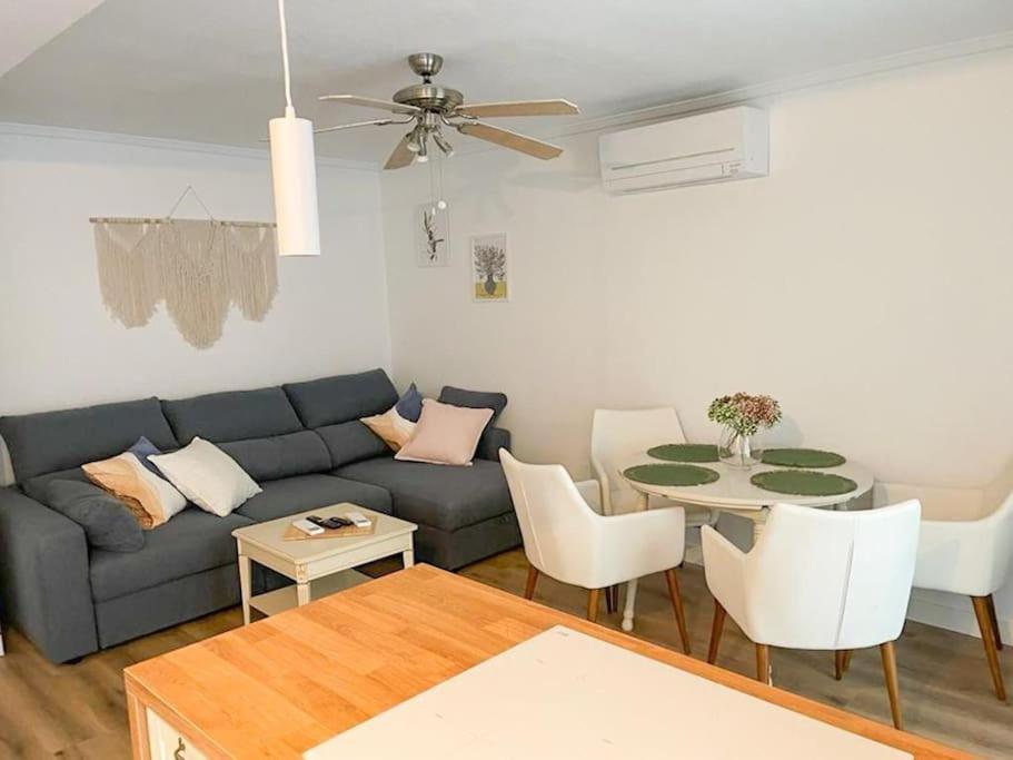 La Margarita Apartment Torrevieja Bagian luar foto